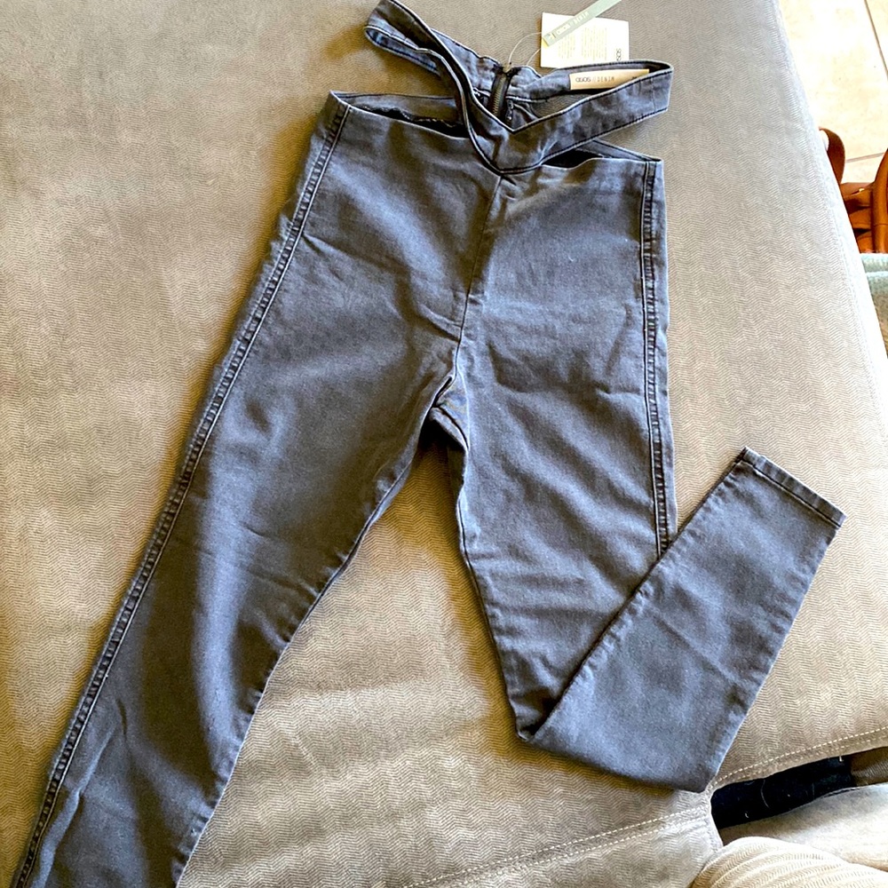 Cutout Jeans